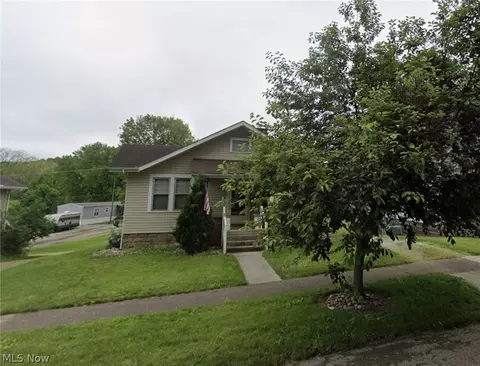 161 E Main St, New Concord, OH 43762
