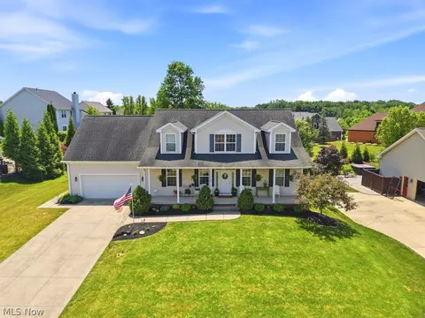 1180 Windward Ln, Kent, OH 44240