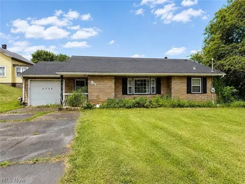 2724 Eldersville Rd, Follansbee, WV 26037