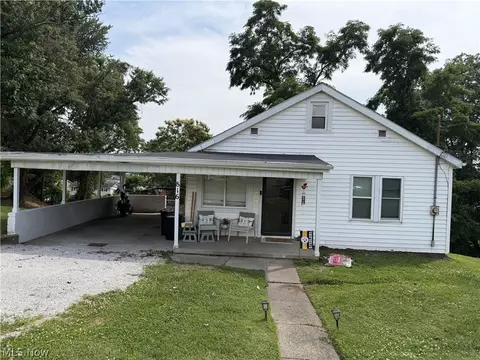816 21st St, Vienna, WV 26105