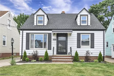 6207 Delora Ave, Brooklyn, OH 44144