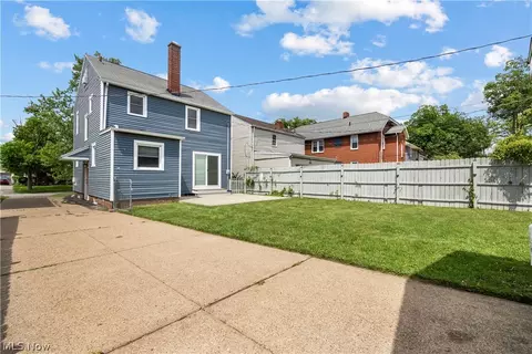 Exterior - 337 Harvard Ave, Elyria, OH 44035 photo 5 of 7