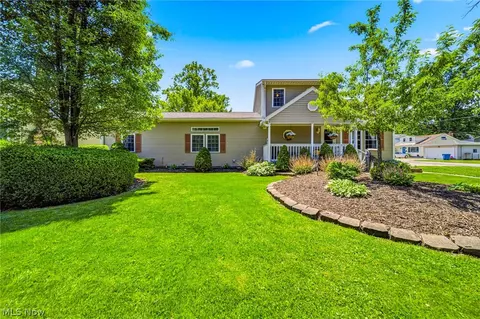 34212 Roberts Rd, Eastlake, OH 44095