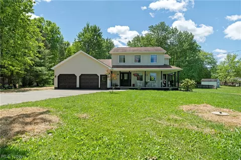 1139 Bristol Champion Townline Rd NW, Bristolville, OH 44402