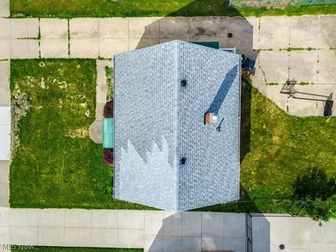 29800 Robert St, Wickliffe, OH 44092 photo 37