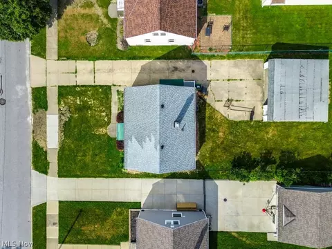 29800 Robert St, Wickliffe, OH 44092 photo 36
