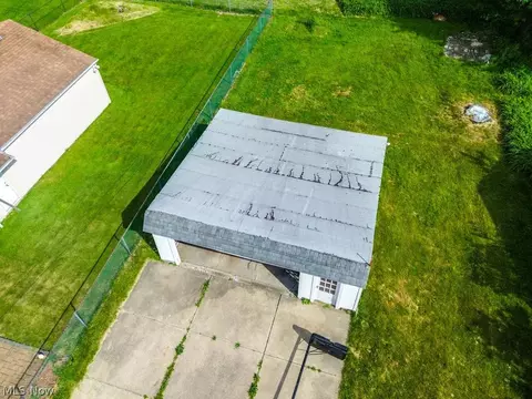 29800 Robert St, Wickliffe, OH 44092 photo 38