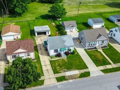 29800 Robert St, Wickliffe, OH 44092 photo 33