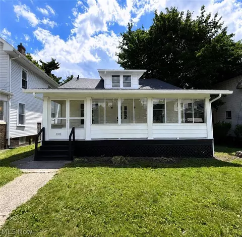 1312 Wellesley Ave, Steubenville, OH 43952
