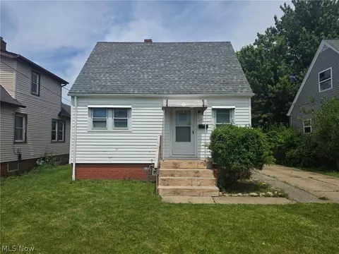 1357 E 289th St, Wickliffe, OH 44092