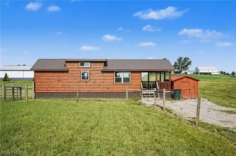 1269 Manchester Ave NW, Massillon, OH 44647