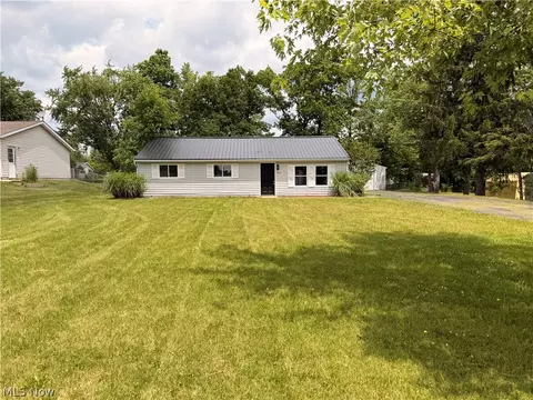 9431 Briar Dr, Streetsboro, OH 44241
