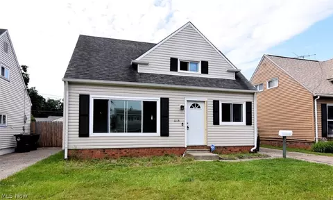8115 Liberty Ave, Parma, OH 44129