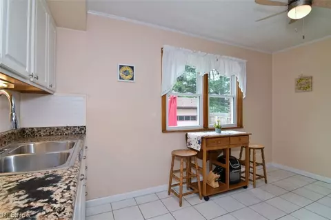 Kitchen - 711 E 256th St, Euclid, OH 44132 photo 1 of 4