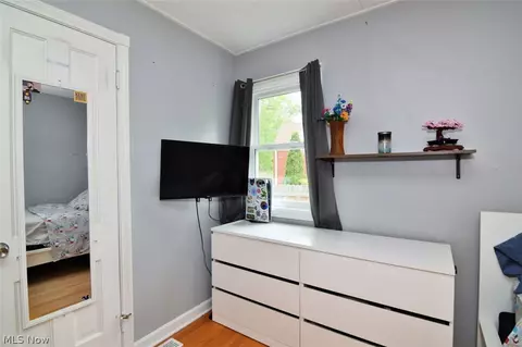 Bedroom - 711 E 256th St, Euclid, OH 44132 photo 3 of 7