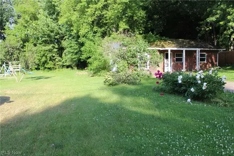 Exterior - 323 Fox Dr, Ashtabula, OH 44004 photo 8 of 8