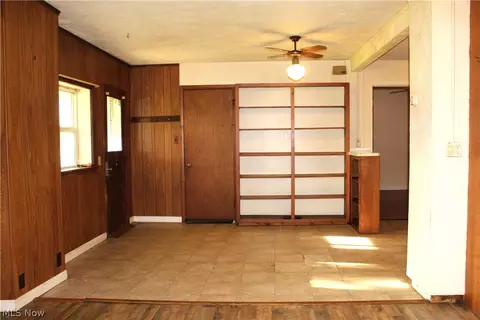 Living - 323 Fox Dr, Ashtabula, OH 44004 photo 7 of 7