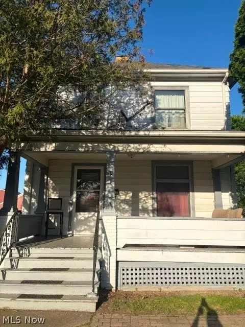 35 Bentley Ave, Hubbard, OH 44425