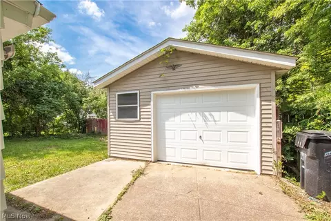 Other - 861 Oak St, Elyria, OH 44035 photo 13 of 13