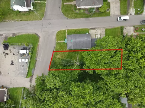 3 Rd St SE, Canton, OH 44707 photo 3