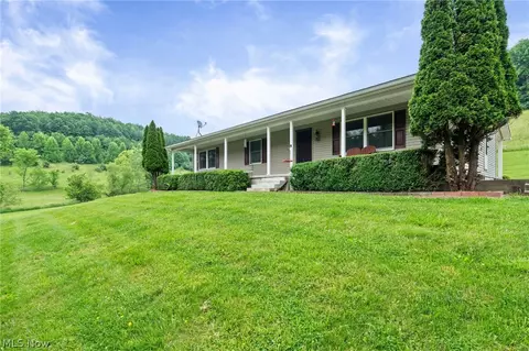 11799 Glasgow Rd SW, Port Washington, OH 43837