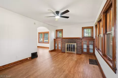 761 Glendora Ave, Akron, OH 44320 photo 4