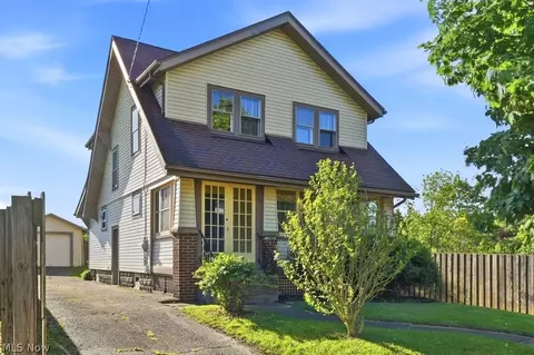 761 Glendora Ave, Akron, OH 44320