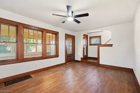 761 Glendora Ave, Akron, OH 44320 photo 5