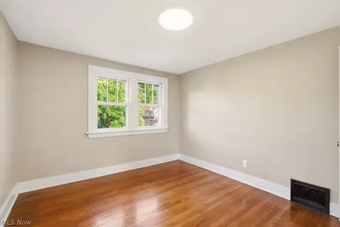 761 Glendora Ave, Akron, OH 44320 photo 20