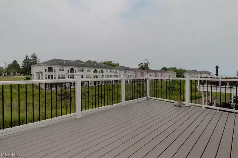 Exterior - 191 Larimar Dr, Willowick, OH 44095 photo 2 of 5