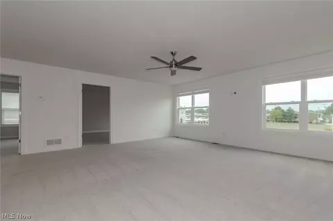 Living - 191 Larimar Dr, Willowick, OH 44095 photo 6 of 10