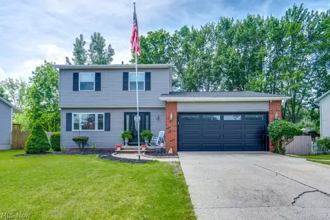 3896 Buckingham Dr, Brunswick, OH 44212