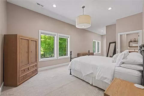 Bedroom - 5031 Stone Ridge Dr, Richfield, OH 44286 photo 1 of 6
