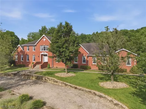 2184 Brenner Rd NE, Carrollton, OH 44615