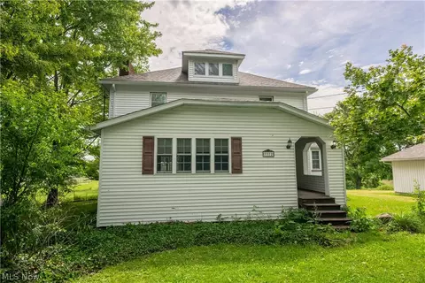 3372 Mcclintocksburg Rd, Diamond, OH 44412