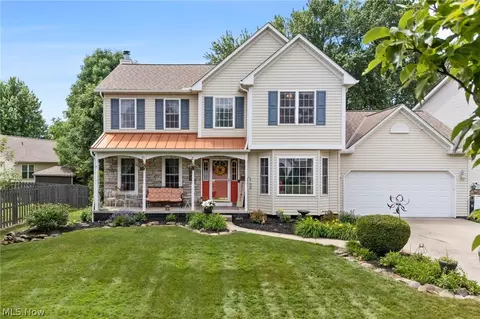 5260 Grand Canyon Dr, Medina, OH 44256