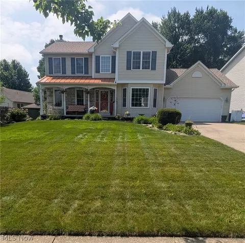 5260 Grand Canyon Dr, Medina, OH 44256