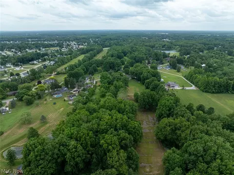 35176 Chestnut Ridge Rd, North Ridgeville, OH 44039