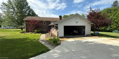 33 Eggleston Rd, Aurora, OH 44202 photo 3