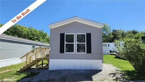 8323 Eagle Rd #41, Kirtland, OH 44094
