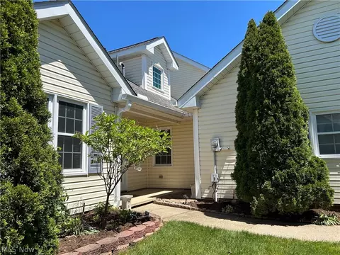 1835 Hickory Ln, Broadview Heights, OH 44147