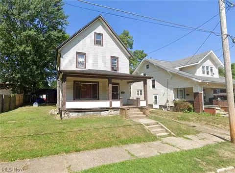 1121 Avalon Ave, Alliance, OH 44601