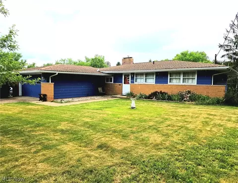 7623 Alan Pkwy, Middleburg Heights, OH 44130