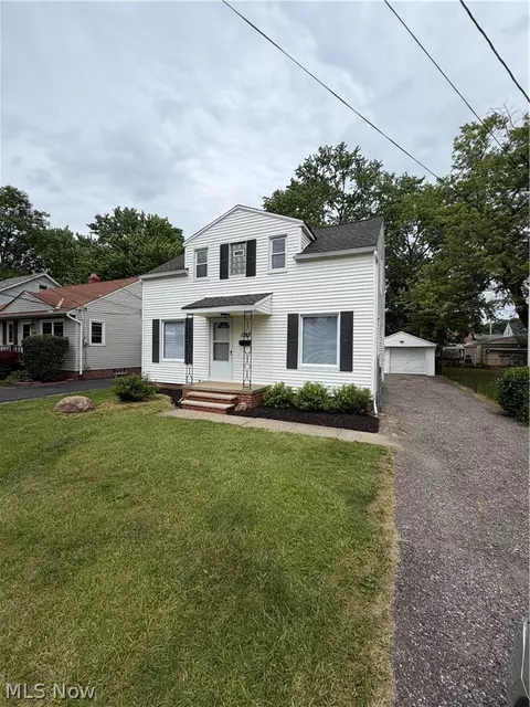 1353 Broadway Ave, Bedford, OH 44146