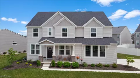 8949 Larkspur Dr, Columbia Station, OH 44028