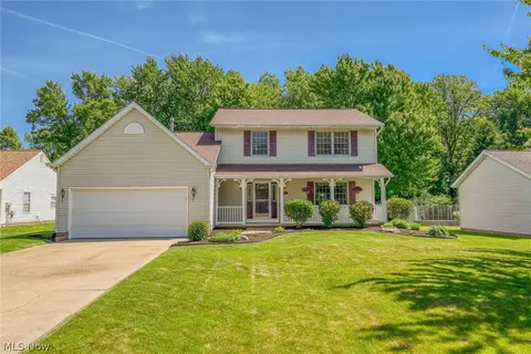 1133 Sharonbrook Dr, Twinsburg, OH 44087