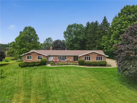 1761 May Rd, Mogadore, OH 44260