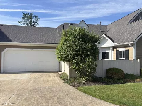 202 Cutler Ln, Hudson, OH 44236