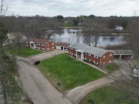 3555 N Vista St NW, Uniontown, OH 44685