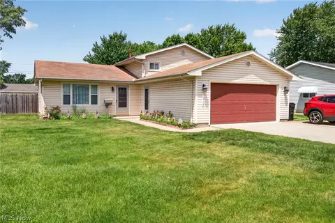 758 Abbe Rd N, Elyria, OH 44035